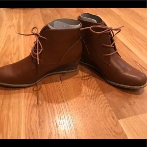 Pesaro 7.5 felicity brown wedge